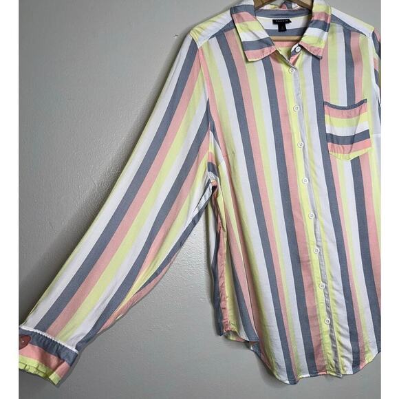 Torrid Pastel Striped Long Sleeve Button Up Blouse Soft/Lightweight Size 1X - Picture 3 of 6